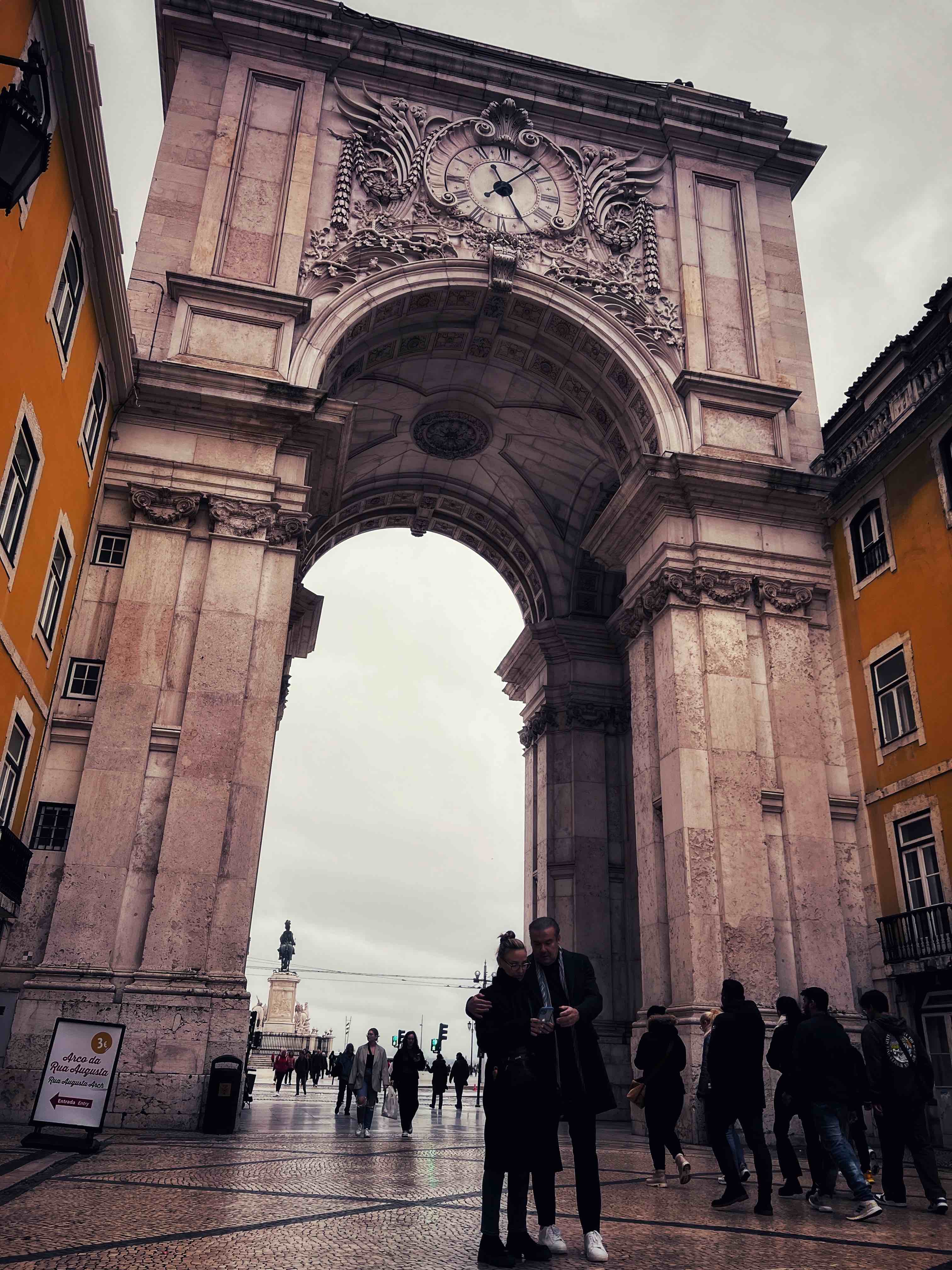 lovers at the arch